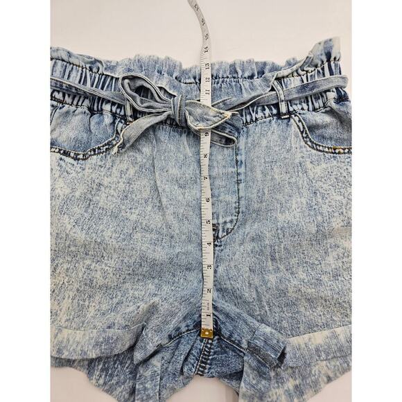 TGLA Women's Size S Acid Wash Pull On Cuffed Paperbag Jean Shorts w/Tie Waist - Picture 5 of 7